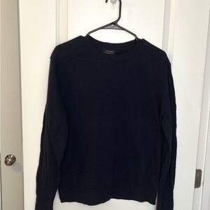 Men’s Navy Blue Light Weight Banana Republic Sweater Size: L